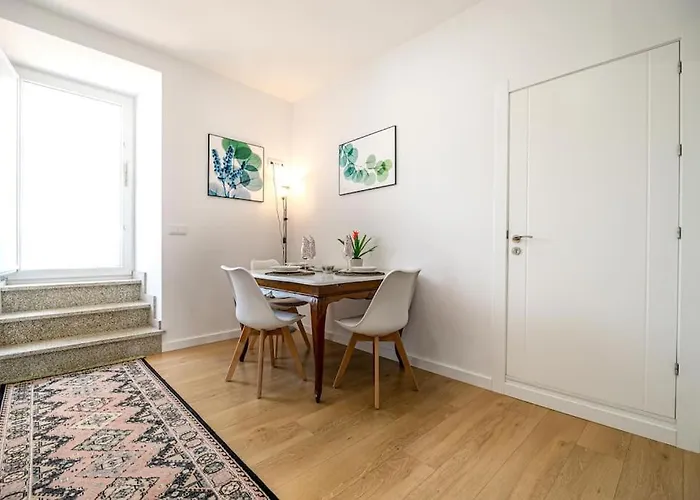 Alola Лоусаме